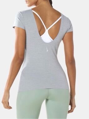 Nike Women's Yoga Training Top heather gray S
